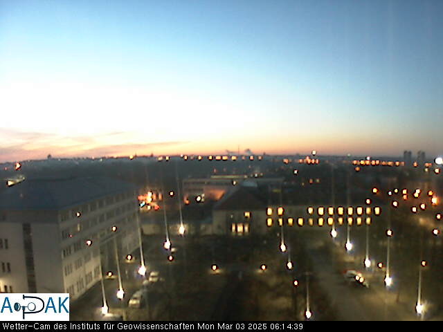 https://wdaten.geo.uni-halle.de/bitmaps/image25-03-03_06-14-39-73.jpg  25-03-03 06:14:39 