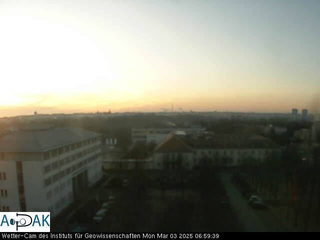 https://wdaten.geo.uni-halle.de/bitmaps/image25-03-03_06-59-39-75.jpg  25-03-03 06:59:39 