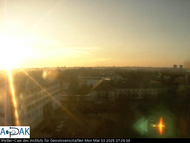 https://wdaten.geo.uni-halle.de/bitmaps/image25-03-03_07-29-39-77.jpg  25-03-03 07:29:39 