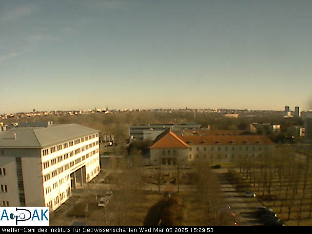 https://wdaten.geo.uni-halle.de/bitmaps/image25-03-05_15-29-53-52.jpg  25-03-05 15:29:53 