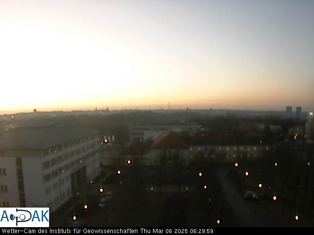 https://wdaten.geo.uni-halle.de/bitmaps/image25-03-06_06-29-59-19.jpg  25-03-06 06:29:59 