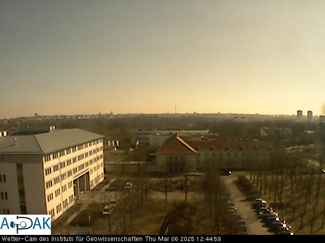 https://wdaten.geo.uni-halle.de/bitmaps/image25-03-06_12-44-59-35.jpg  25-03-06 12:44:59 