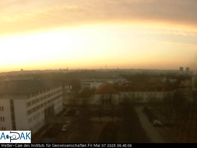 https://wdaten.geo.uni-halle.de/bitmaps/image25-03-07_06-45-06-59.jpg  25-03-07 06:45:06 