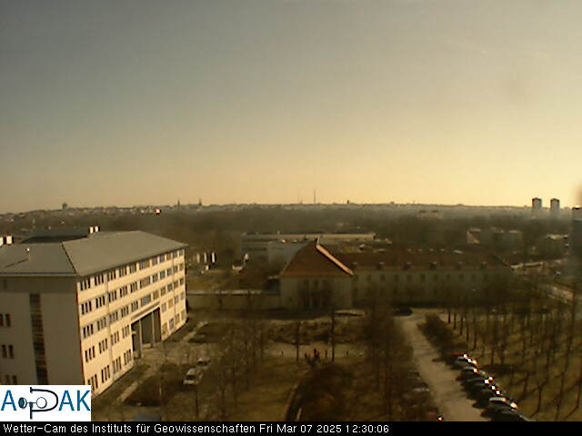 https://wdaten.geo.uni-halle.de/bitmaps/image25-03-07_12-30-06-69.jpg  25-03-07 12:30:06 