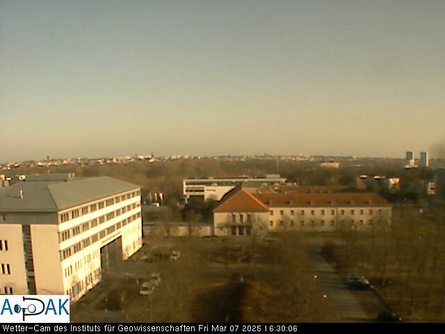 https://wdaten.geo.uni-halle.de/bitmaps/image25-03-07_16-30-06-77.jpg  25-03-07 16:30:06 