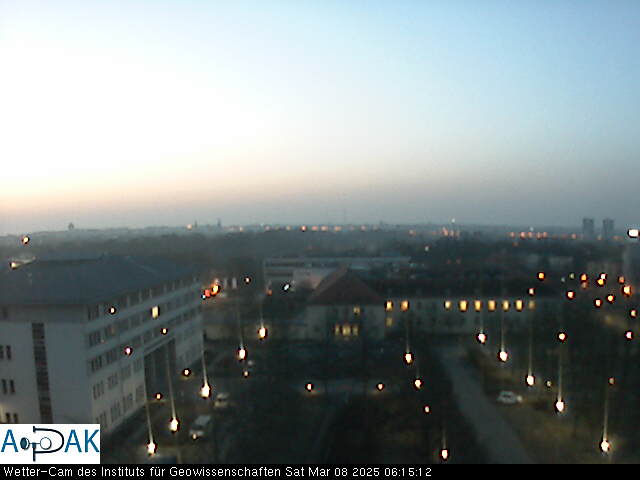 https://wdaten.geo.uni-halle.de/bitmaps/image25-03-08_06-15-12-42.jpg  25-03-08 06:15:12 