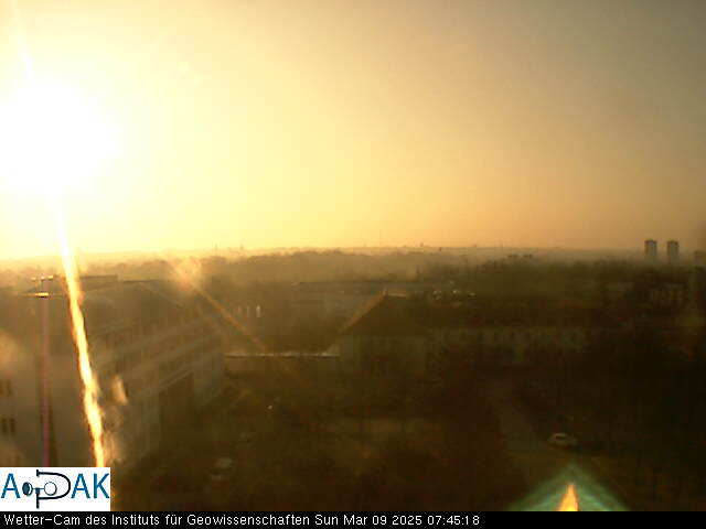 https://wdaten.geo.uni-halle.de/bitmaps/image25-03-09_07-45-18-19.jpg  25-03-09 07:45:18 
