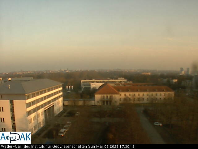 https://wdaten.geo.uni-halle.de/bitmaps/image25-03-09_17-30-18-41.jpg  25-03-09 17:30:18 