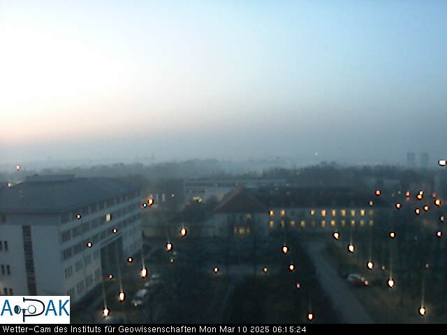https://wdaten.geo.uni-halle.de/bitmaps/image25-03-10_06-15-24-18.jpg  25-03-10 06:15:24 