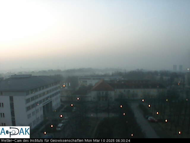 https://wdaten.geo.uni-halle.de/bitmaps/image25-03-10_06-30-24-19.jpg  25-03-10 06:30:24 