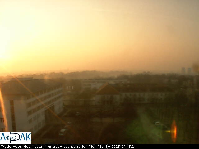 https://wdaten.geo.uni-halle.de/bitmaps/image25-03-10_07-15-24-21.jpg  25-03-10 07:15:24 