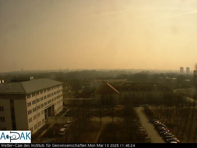 https://wdaten.geo.uni-halle.de/bitmaps/image25-03-10_11-45-24-35.jpg  25-03-10 11:45:24 
