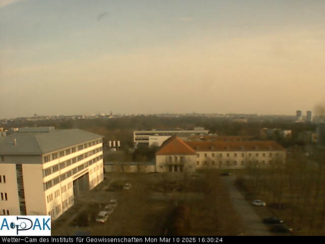 https://wdaten.geo.uni-halle.de/bitmaps/image25-03-10_16-30-24-44.jpg  25-03-10 16:30:24 