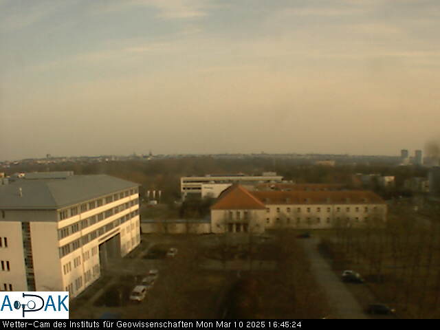 https://wdaten.geo.uni-halle.de/bitmaps/image25-03-10_16-45-24-44.jpg  25-03-10 16:45:24 