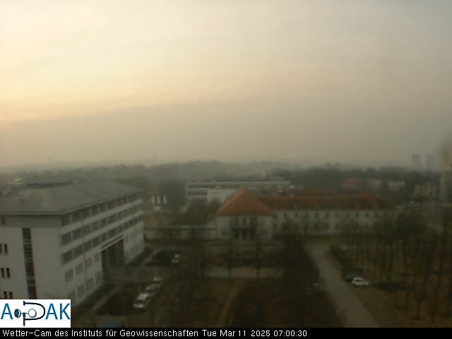 https://wdaten.geo.uni-halle.de/bitmaps/image25-03-11_07-00-30-23.jpg  25-03-11 07:00:30 