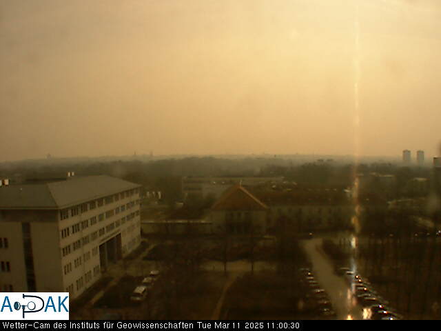 https://wdaten.geo.uni-halle.de/bitmaps/image25-03-11_11-00-30-33.jpg  25-03-11 11:00:30 