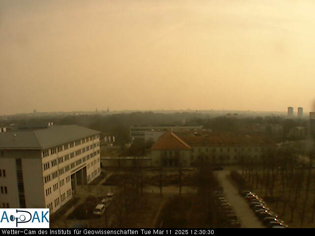 https://wdaten.geo.uni-halle.de/bitmaps/image25-03-11_12-30-30-37.jpg  25-03-11 12:30:30 