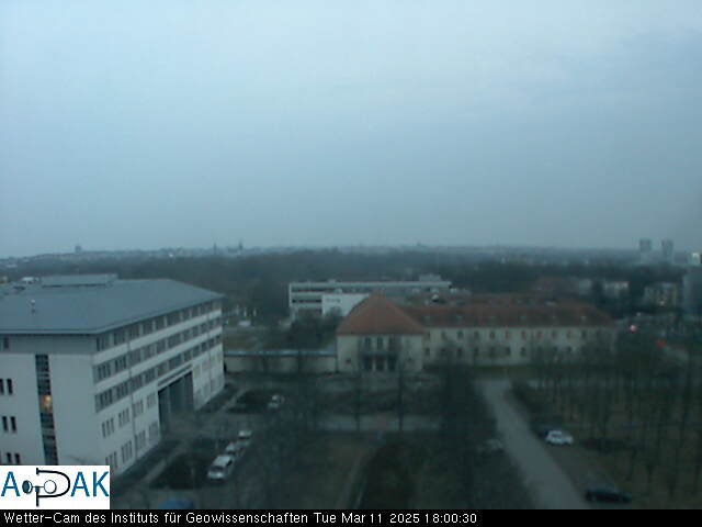 https://wdaten.geo.uni-halle.de/bitmaps/image25-03-11_18-00-30-52.jpg  25-03-11 18:00:30 