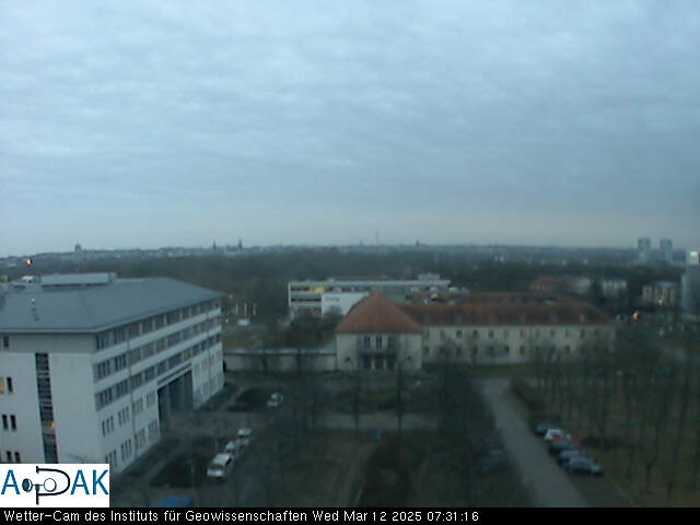 https://wdaten.geo.uni-halle.de/bitmaps/image25-03-12_07-31-16-10.jpg  25-03-12 07:31:16 