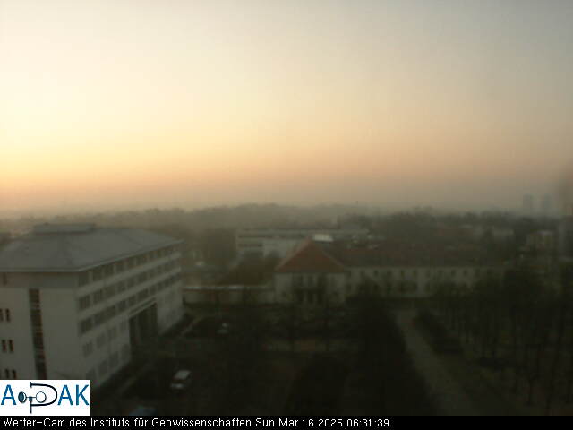 https://wdaten.geo.uni-halle.de/bitmaps/image25-03-16_06-31-39-21.jpg  25-03-16 06:31:39 