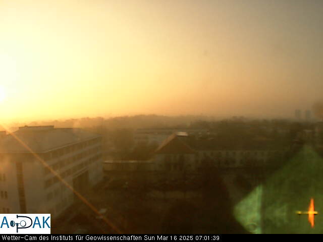https://wdaten.geo.uni-halle.de/bitmaps/image25-03-16_07-01-39-23.jpg  25-03-16 07:01:39 