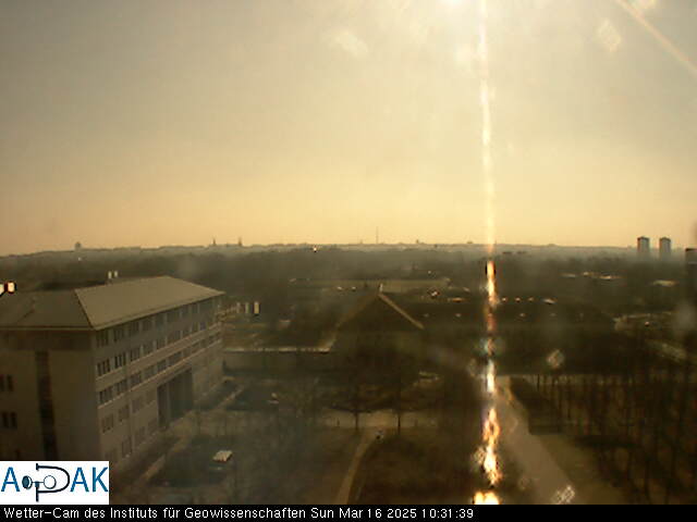 https://wdaten.geo.uni-halle.de/bitmaps/image25-03-16_10-31-39-30.jpg  25-03-16 10:31:39 