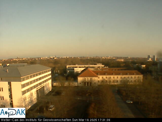 https://wdaten.geo.uni-halle.de/bitmaps/image25-03-16_17-31-39-49.jpg  25-03-16 17:31:39 