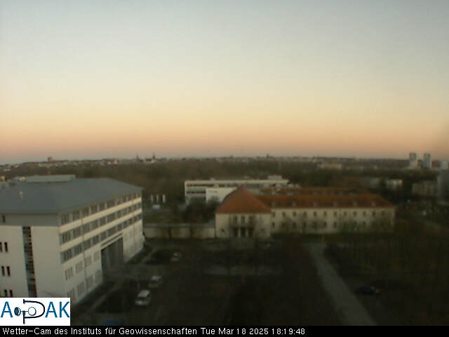 https://wdaten.geo.uni-halle.de/bitmaps/image25-03-18_18-19-48-57.jpg  25-03-18 18:19:48 