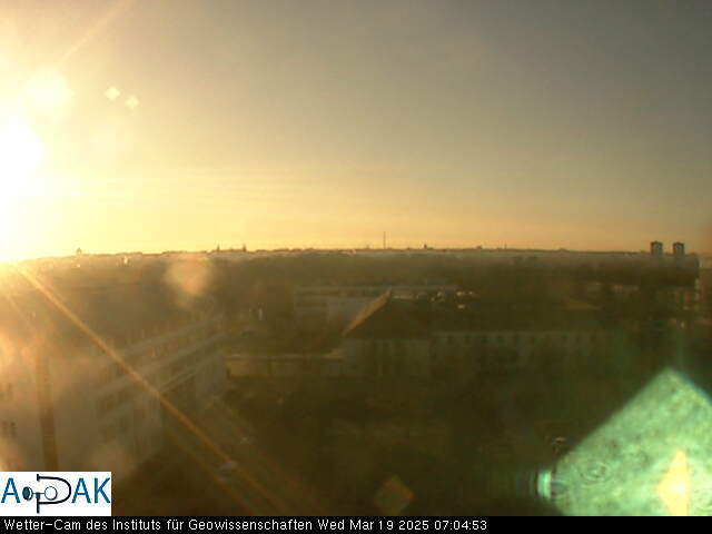 https://wdaten.geo.uni-halle.de/bitmaps/image25-03-19_07-04-53-67.jpg  25-03-19 07:04:53 