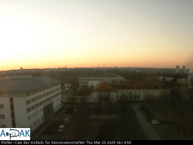 https://wdaten.geo.uni-halle.de/bitmaps/image25-03-20_06-19-59-18.jpg  25-03-20 06:19:59 