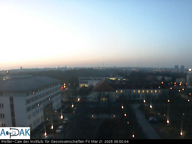 https://wdaten.geo.uni-halle.de/bitmaps/image25-03-21_05-50-04-75.jpg  25-03-21 05:50:04 