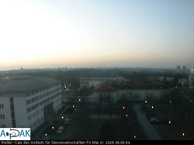 https://wdaten.geo.uni-halle.de/bitmaps/image25-03-21_06-05-04-75.jpg  25-03-21 06:05:04 