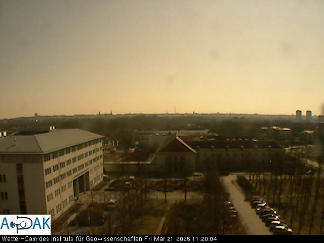 https://wdaten.geo.uni-halle.de/bitmaps/image25-03-21_11-20-04-89.jpg  25-03-21 11:20:04 