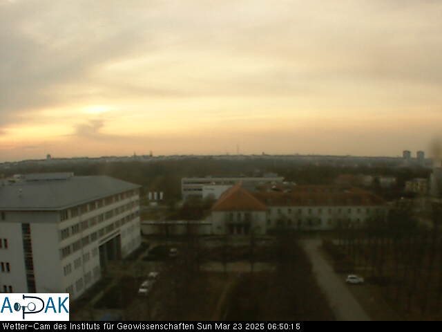 https://wdaten.geo.uni-halle.de/bitmaps/image25-03-23_06-50-15-89.jpg  25-03-23 06:50:15 