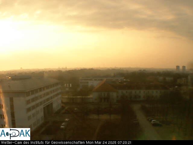 https://wdaten.geo.uni-halle.de/bitmaps/image25-03-24_07-20-21-47.jpg  25-03-24 07:20:21 