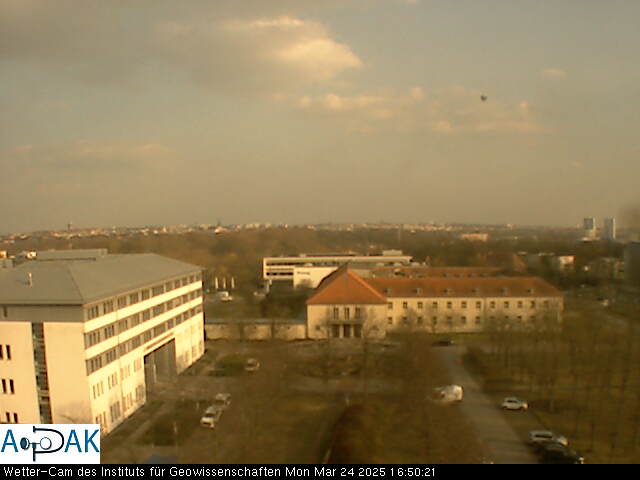 https://wdaten.geo.uni-halle.de/bitmaps/image25-03-24_16-50-21-70.jpg  25-03-24 16:50:21 