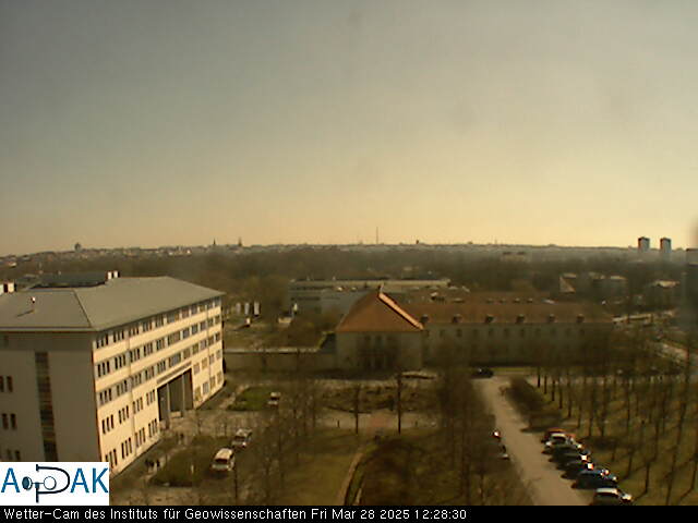 https://wdaten.geo.uni-halle.de/bitmaps/image25-03-28_12-28-30-06.jpg  25-03-28 12:28:30 