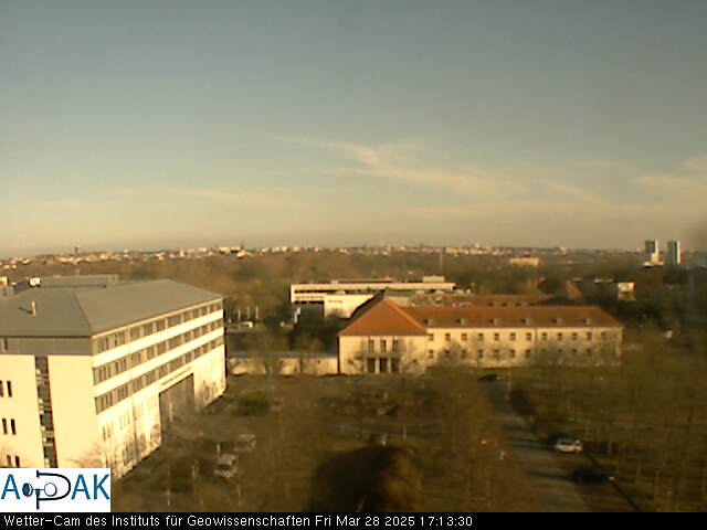 https://wdaten.geo.uni-halle.de/bitmaps/image25-03-28_17-13-30-18.jpg  25-03-28 17:13:30 