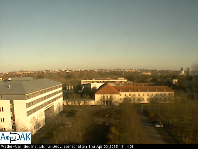 https://wdaten.geo.uni-halle.de/bitmaps/image25-04-03_18-44-01-15.jpg  25-04-03 18:44:01 