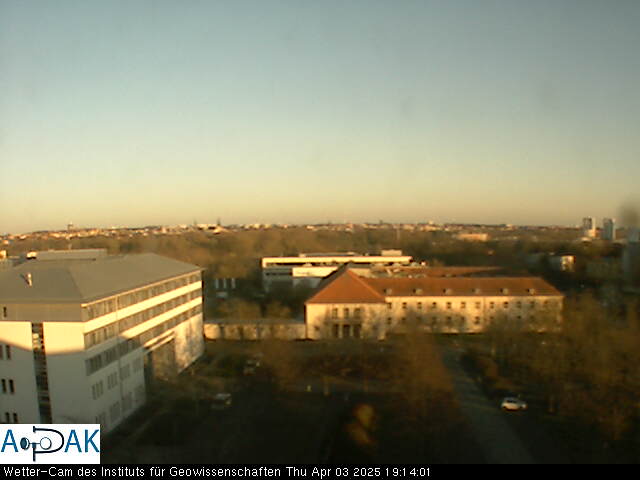 https://wdaten.geo.uni-halle.de/bitmaps/image25-04-03_19-14-01-16.jpg  25-04-03 19:14:01 
