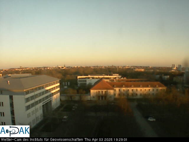 https://wdaten.geo.uni-halle.de/bitmaps/image25-04-03_19-29-01-17.jpg  25-04-03 19:29:01 