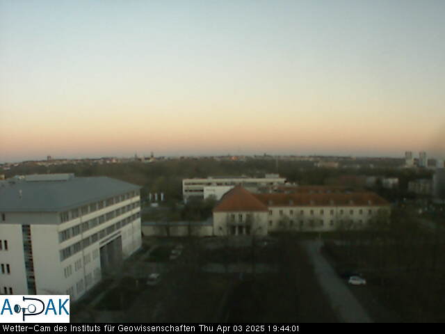 https://wdaten.geo.uni-halle.de/bitmaps/image25-04-03_19-44-01-18.jpg  25-04-03 19:44:01 