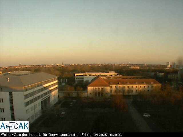 https://wdaten.geo.uni-halle.de/bitmaps/image25-04-04_19-29-06-14.jpg  25-04-04 19:29:06 