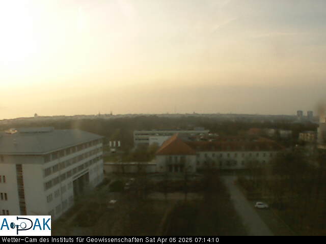 https://wdaten.geo.uni-halle.de/bitmaps/image25-04-05_07-14-10-96.jpg  25-04-05 07:14:10 