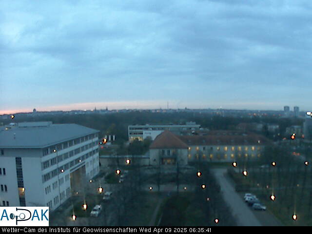 https://wdaten.geo.uni-halle.de/bitmaps/image25-04-09_06-35-41-19.jpg  25-04-09 06:35:41 