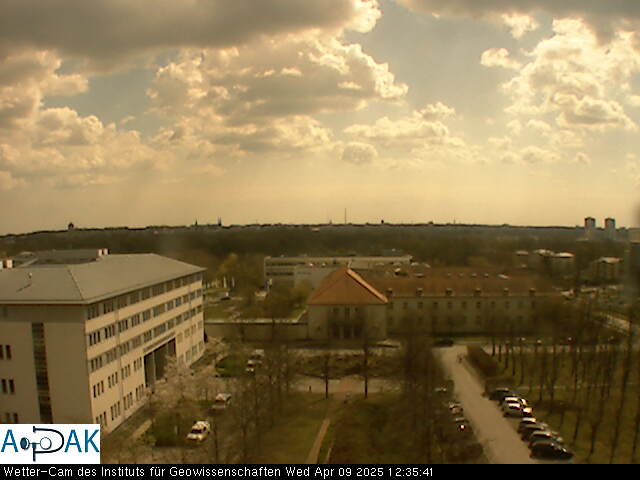 https://wdaten.geo.uni-halle.de/bitmaps/image25-04-09_12-35-41-35.jpg  25-04-09 12:35:41 