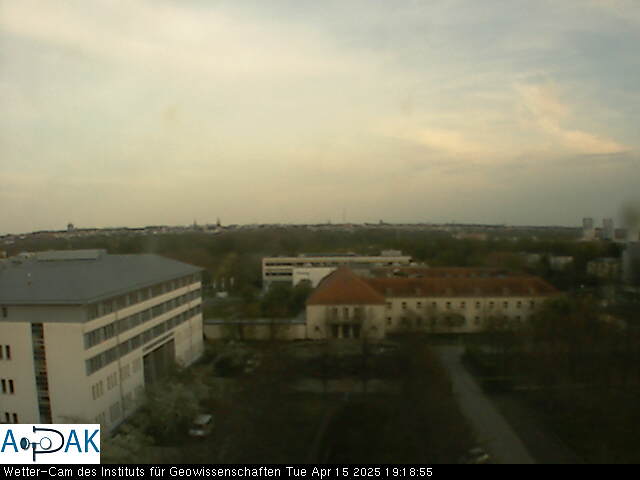 https://wdaten.geo.uni-halle.de/bitmaps/image25-04-15_19-18-55-97.jpg  25-04-15 19:18:55 