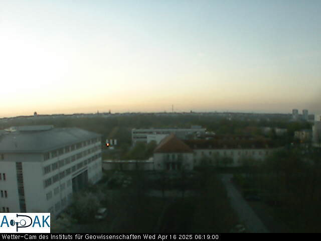https://wdaten.geo.uni-halle.de/bitmaps/image25-04-16_06-19-00-23.jpg  25-04-16 06:19:00 