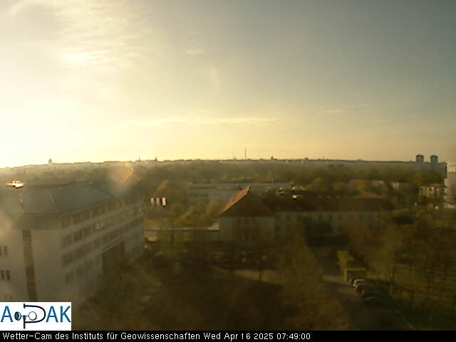 https://wdaten.geo.uni-halle.de/bitmaps/image25-04-16_07-49-00-28.jpg  25-04-16 07:49:00 
