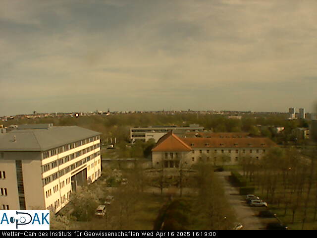 https://wdaten.geo.uni-halle.de/bitmaps/image25-04-16_16-19-00-49.jpg  25-04-16 16:19:00 